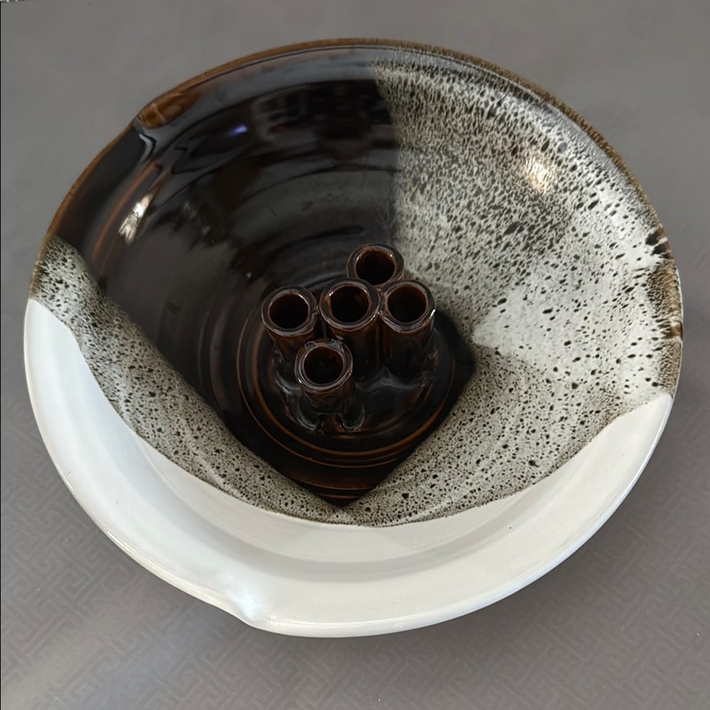 Ceramic Art Pottery Ikebana 5 Stem Flower Frog Vase Bowl Dish Handmade Signed
